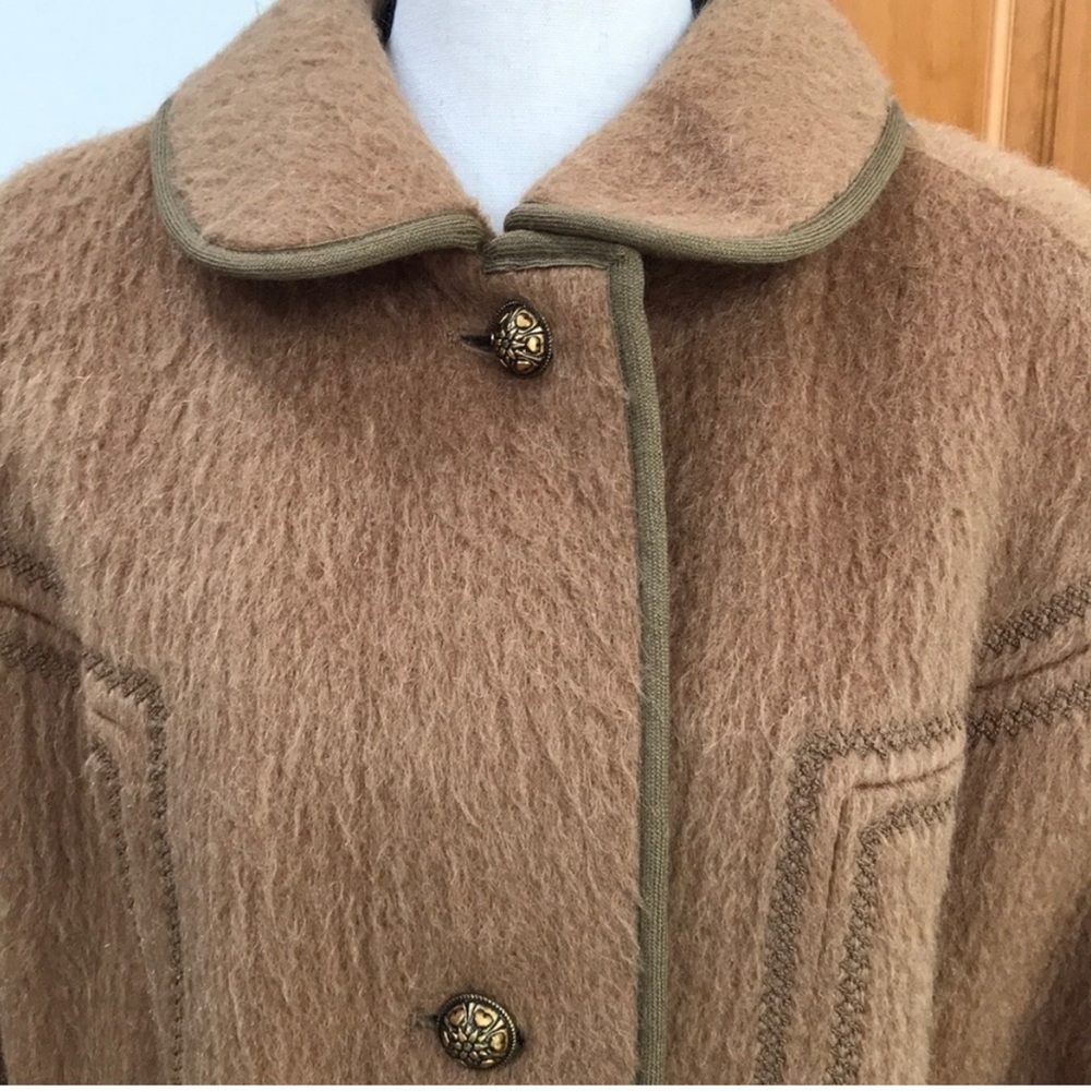 VERY Vintage Women’s Coat / mohair virgin wool / gold buttons silk lining size M